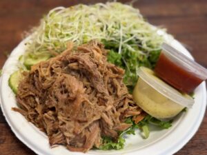 ハレイワ／ハワイ料理「KONO’S RESTAURANT」